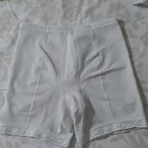 Flexees by Maidenform - Picture 1 of 7